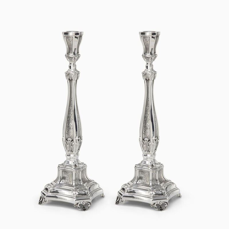 BAKIO DECORATED S CANDELSTICK 