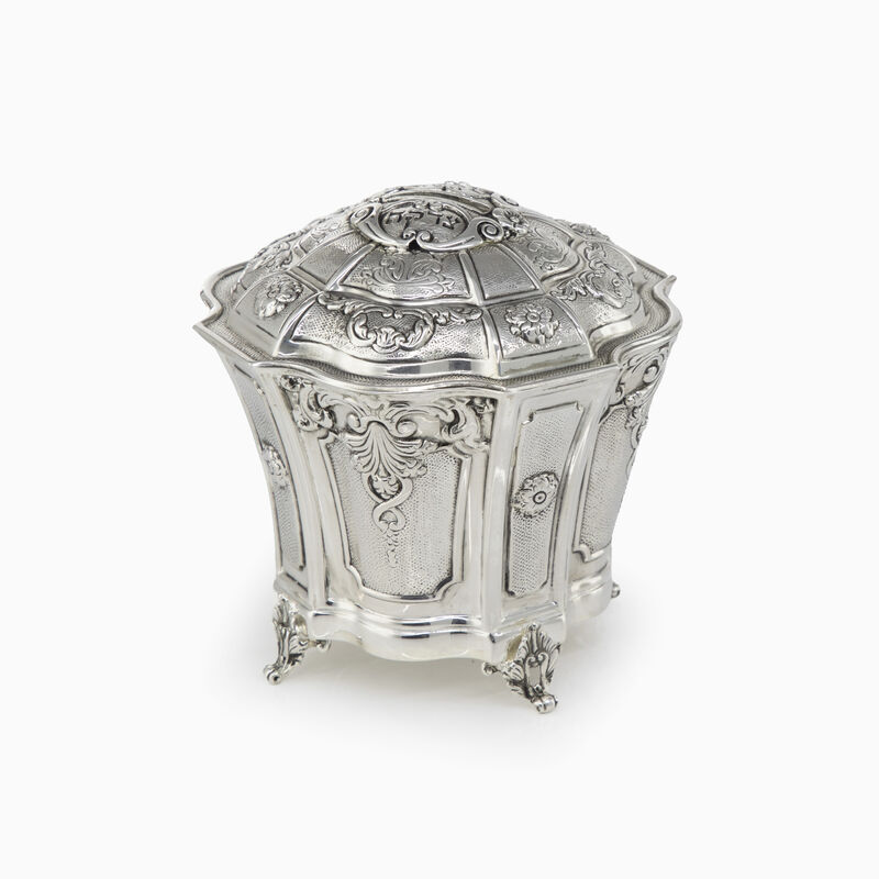 Renesance Charity Box 