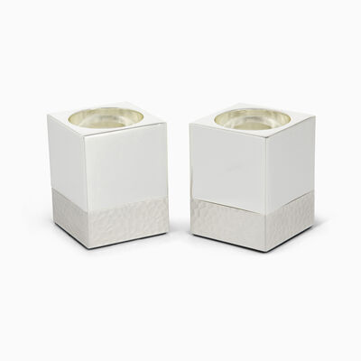 HAMMERING CANDLESTICKS PLATED 