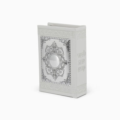 LEATHER AND SILVER MATCHBOX WH 