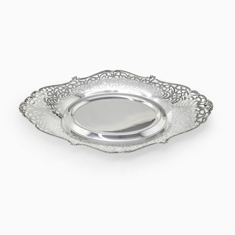 CHEN TRAY M