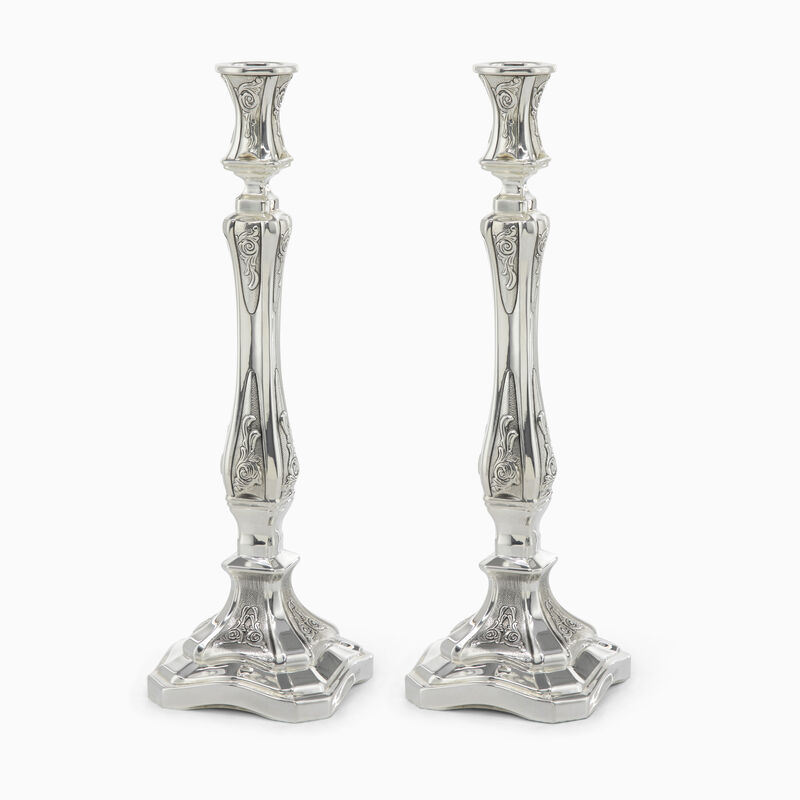 ORIYA CANDLESTICKS DEC. SMALL