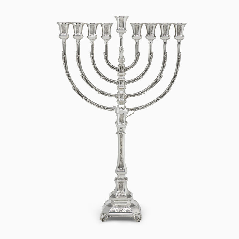 BIG METOMENET LIGHT MENORAH 