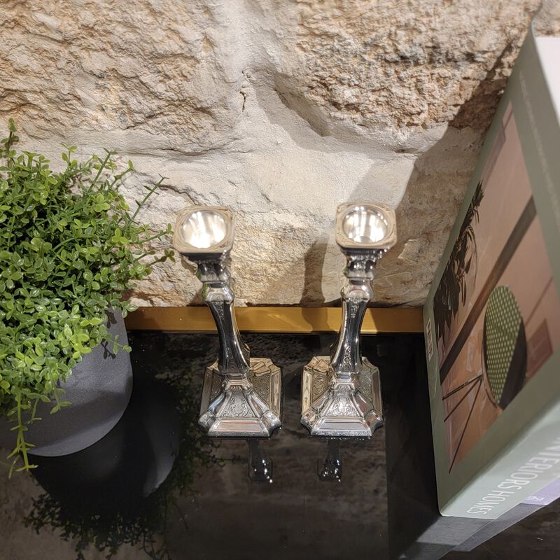 Comino Candlesticks Decorated Silver Small 