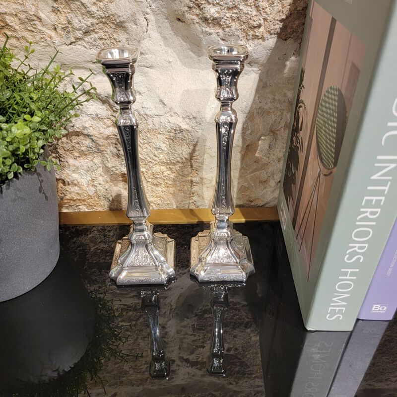 Comino Candlesticks Decorated Silver Small 