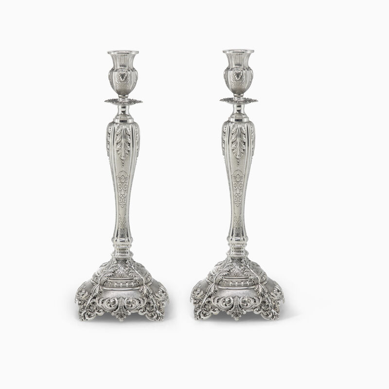 GUOARDIAN CANDELSTICKS 