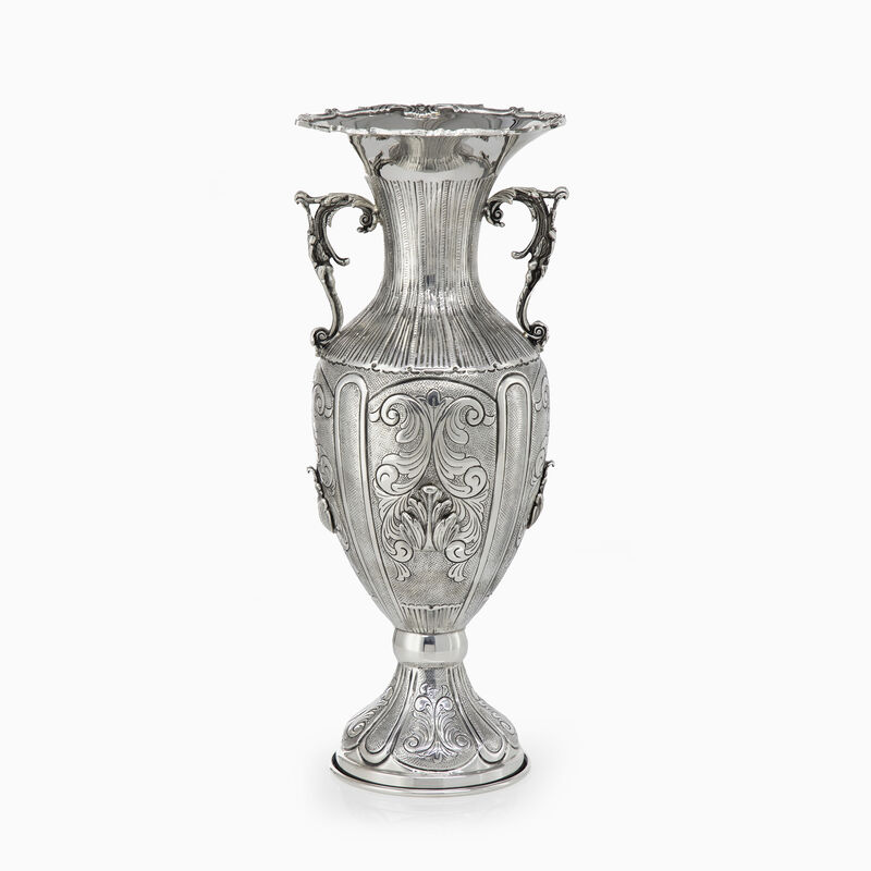 MAYORKA VASE W HANDLES 