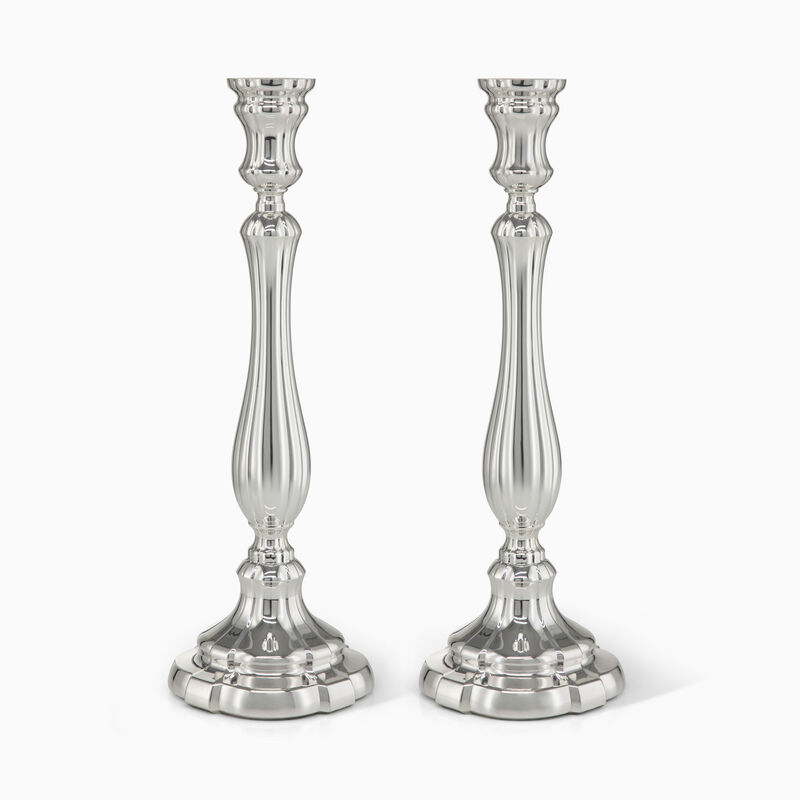 Corola Smooth Candelstick